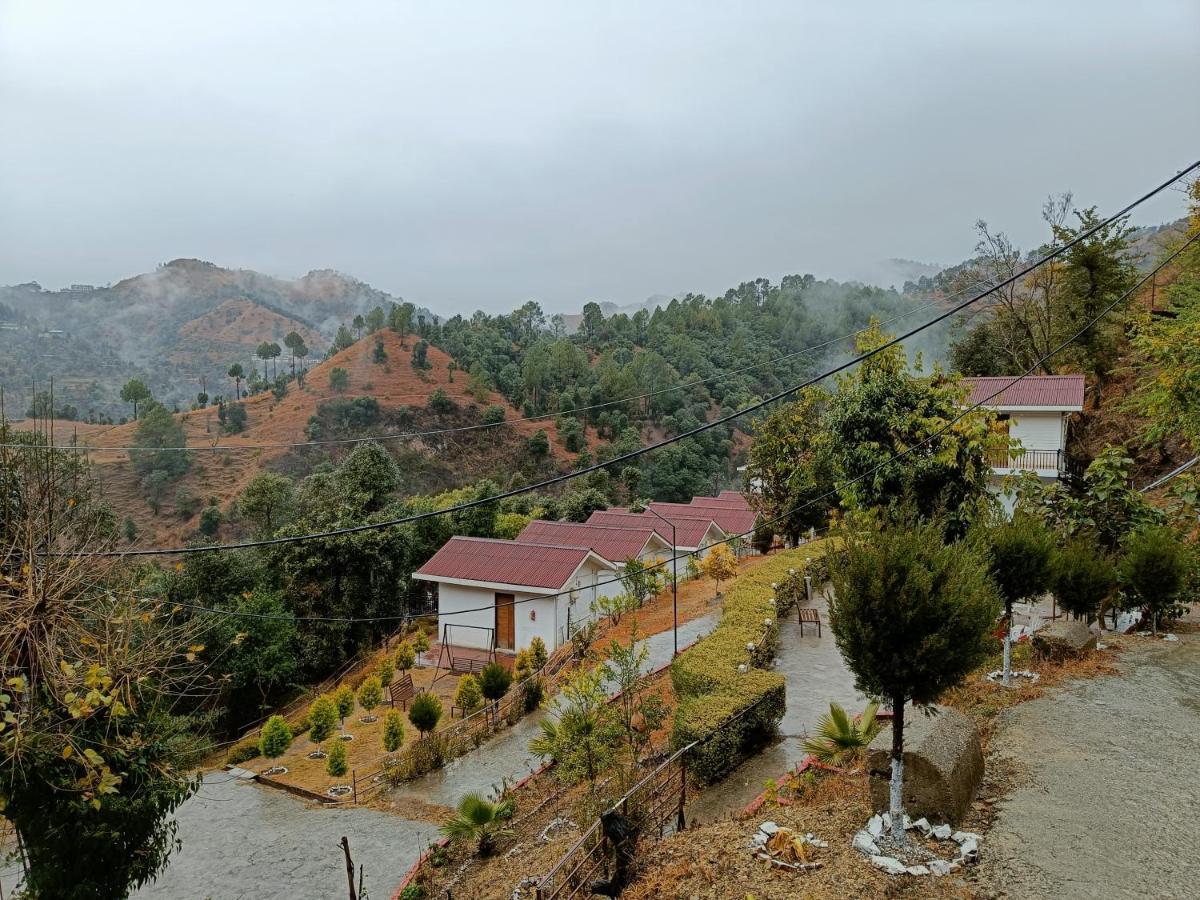 Skywood Resort Shoghi Shogi 外观 照片