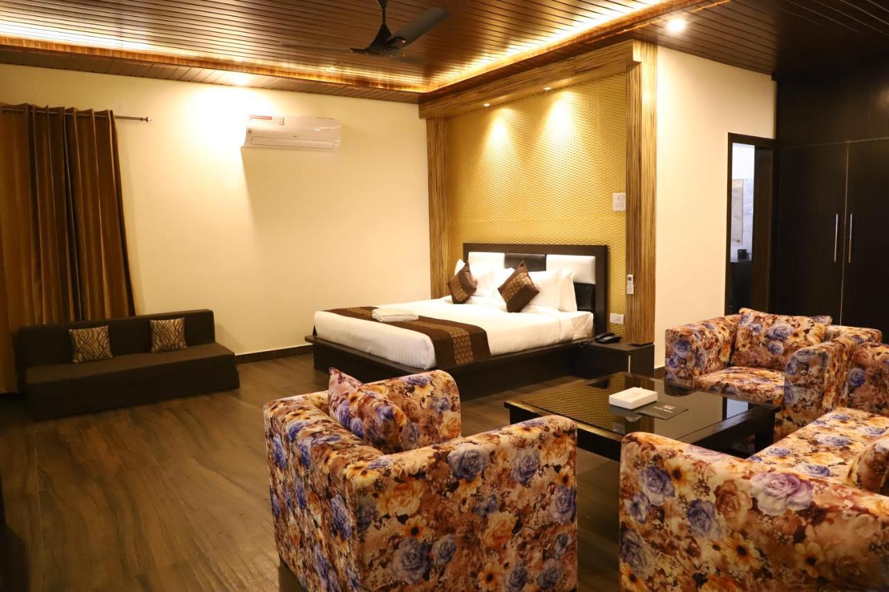 Skywood Resort Shoghi Shogi 外观 照片